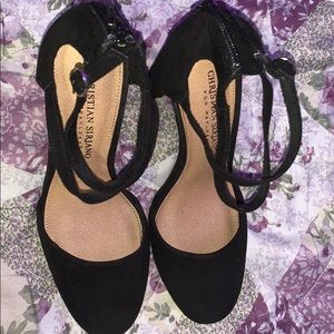 These cute Christian Siriano black high heels